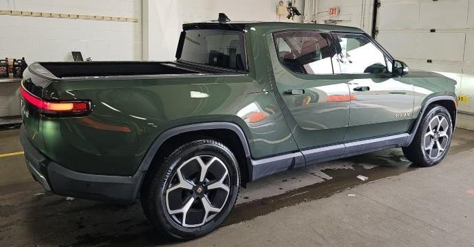 Used 2024 Rivian R1T Adventure with VIN 7FCTGAAA4RN034250 for sale in Fort Mill, SC