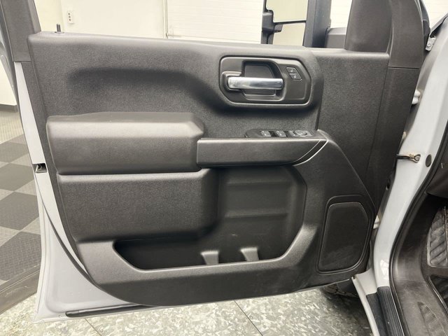 Used 2024 Slate Grey Metallic Chevrolet Custom image 11