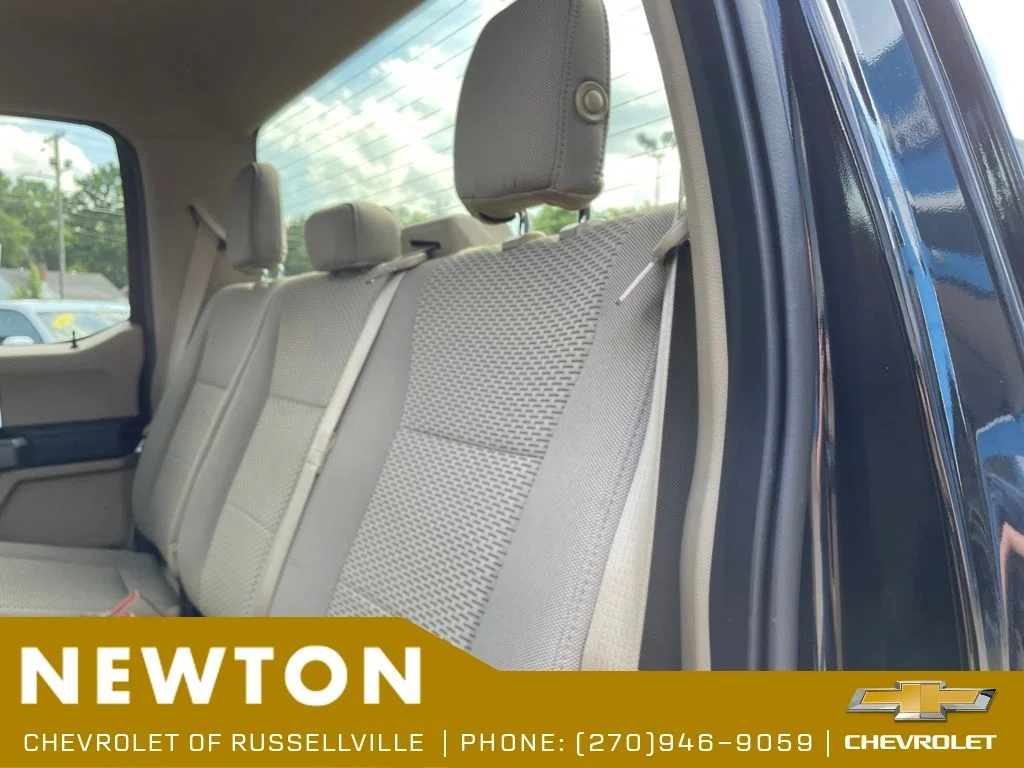 Used 2018 Shadow Black Ford XLT image 31