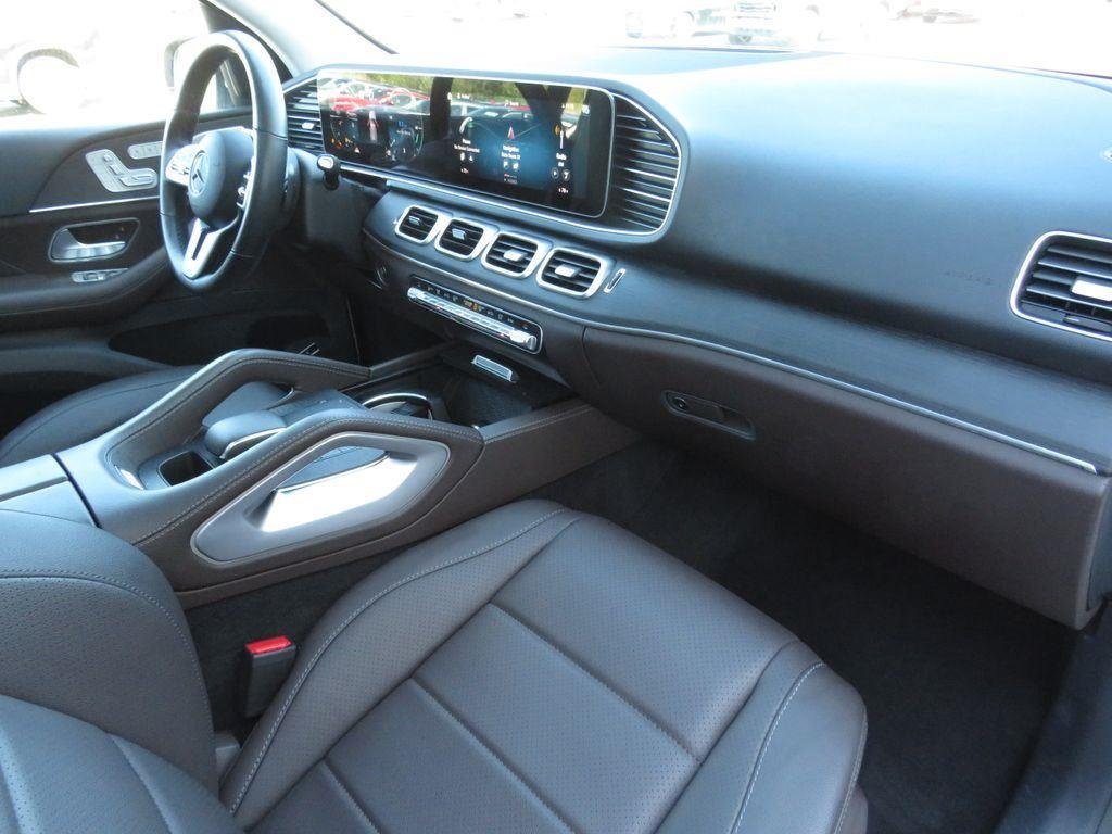Used 2021 White Mercedes-Benz GLE 350 image 24
