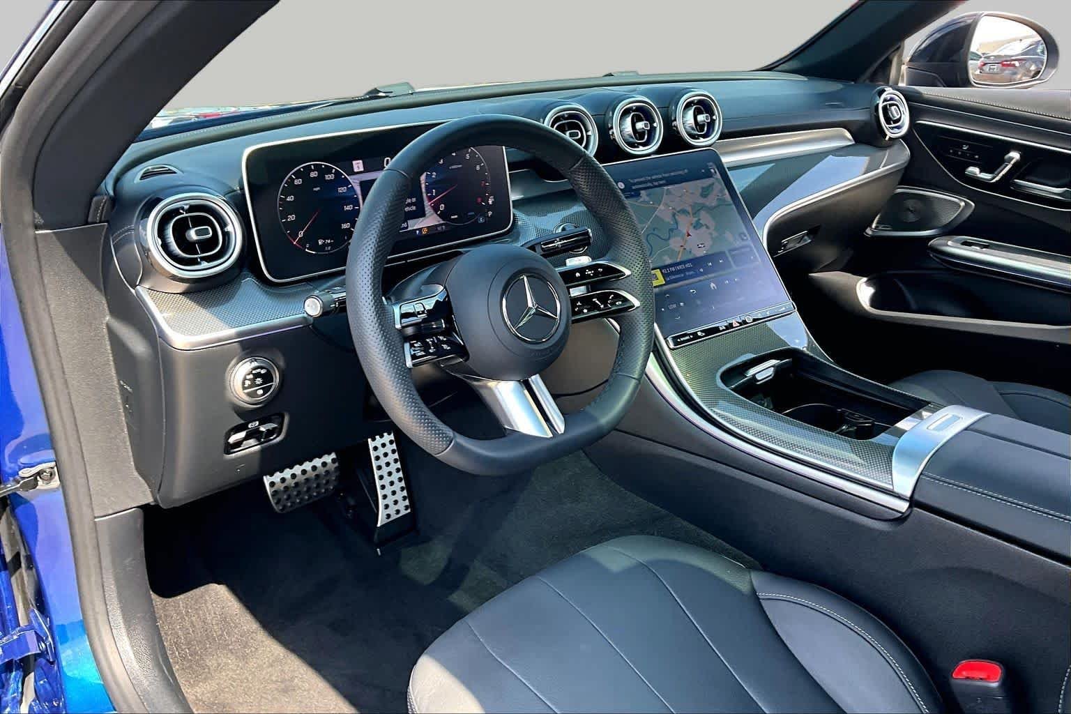 Used 2025 Sterling Blue Metallic Mercedes-Benz CLE 450 image 18