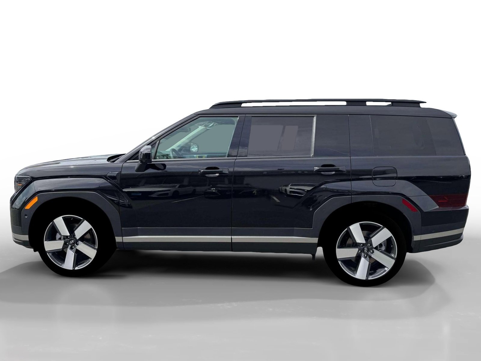 New 2026 Phantom Black Hyundai Limited 6P image 3