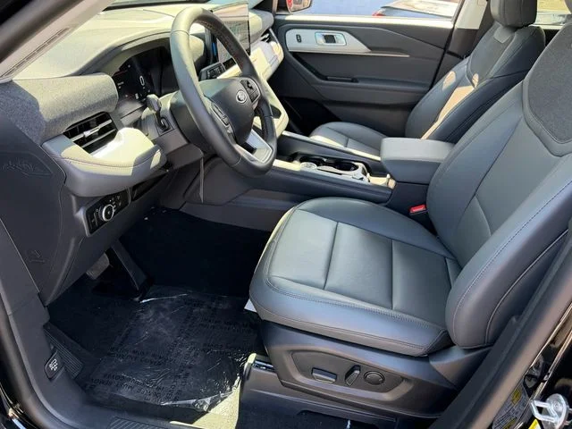 New 2026 Agate Black Metallic Ford Active image 18