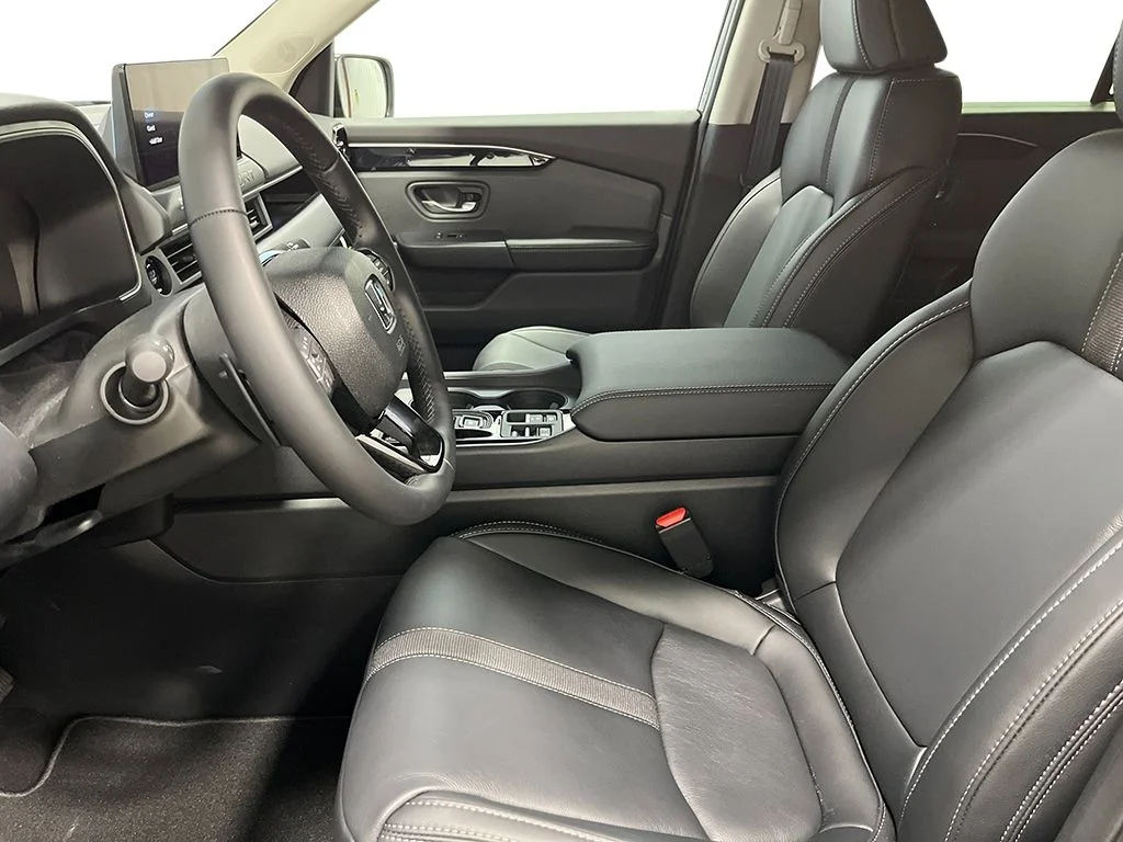 New 2026 Gray Honda RTL image 2