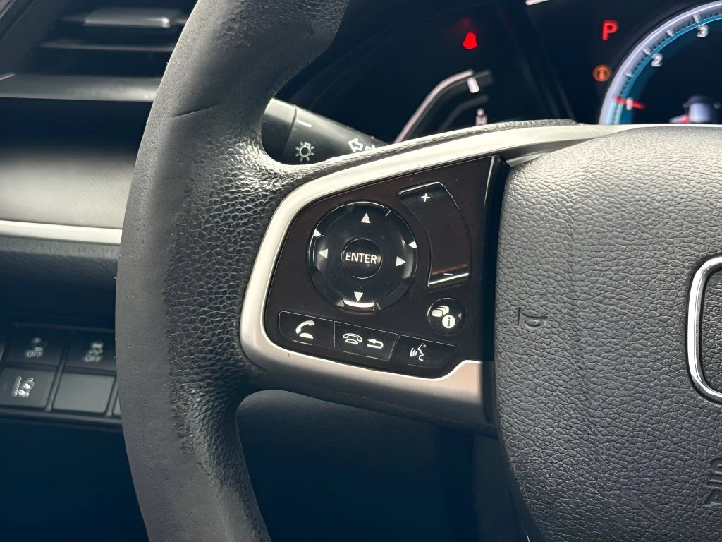 Used 2020  Honda LX image 13