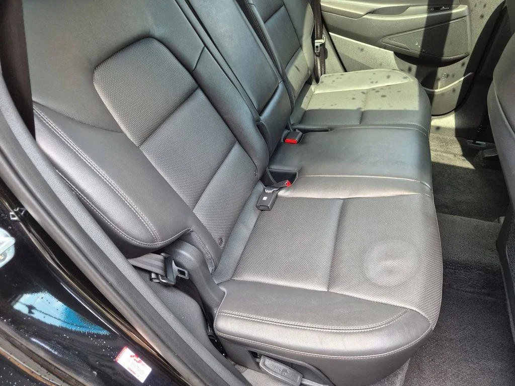 Used 2020 Black Hyundai Ultimate image 27