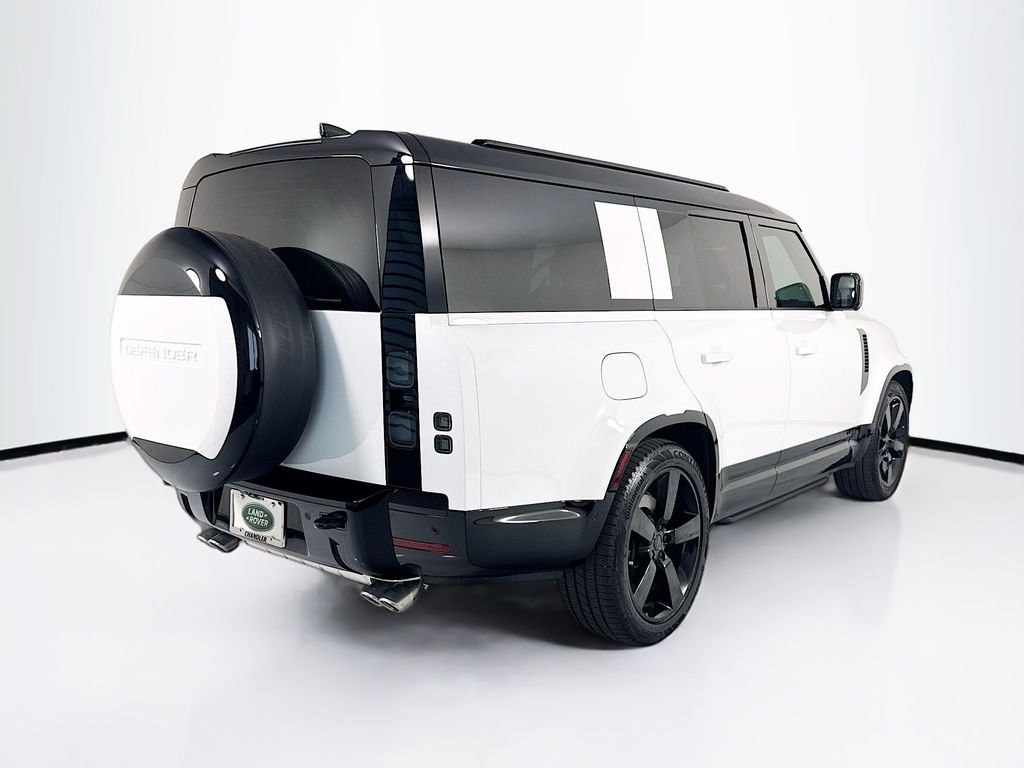 New 2026 Fuji White Land Rover V8 image 5