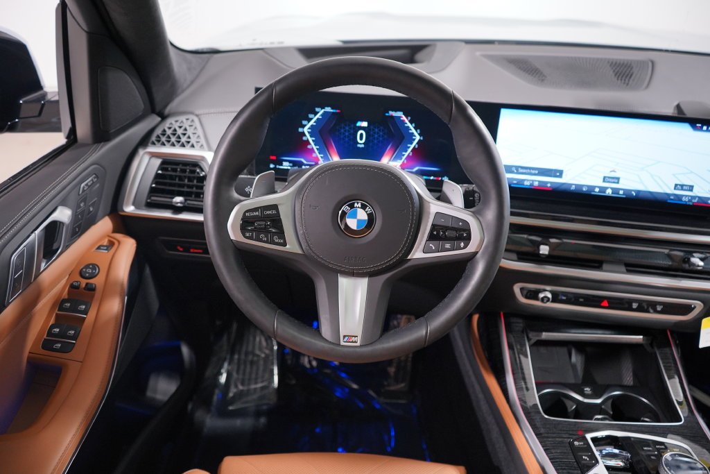 Used 2026 Gray Metallic BMW xDrive40i image 12