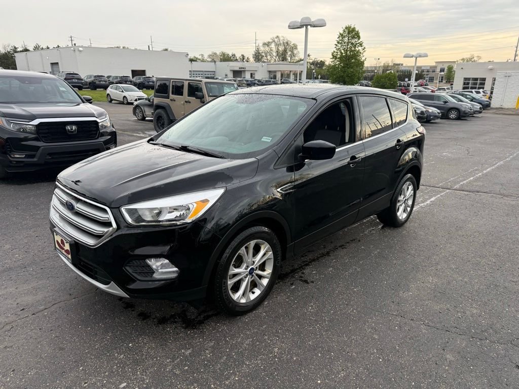 2017 Ford Escape SE's photo