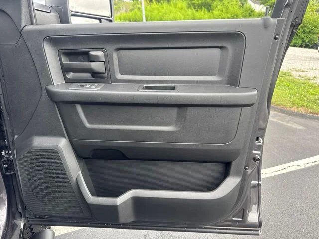 New 2026 Granite Crystal Metallic Clearcoat RAM Tradesman image 9
