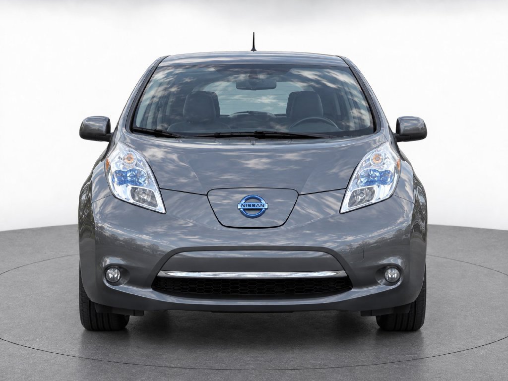 Used 2015 Gray Nissan SV image 34