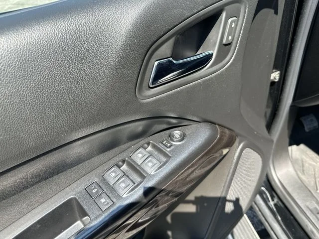 Used 2020 Black GMC SLT image 17