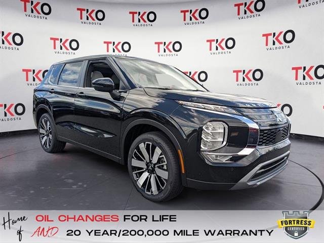 2025 Mitsubishi Outlander SE 2WD's photo