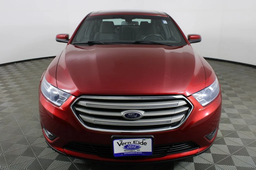 Used 2014 Ford Taurus SEL with VIN 1FAHP2E89EG185257 for sale in Mitchell, SD