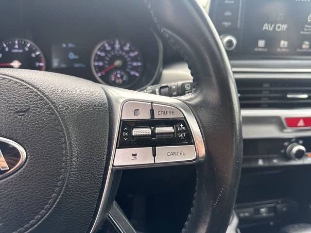 Used 2020 Gray Kia S image 21