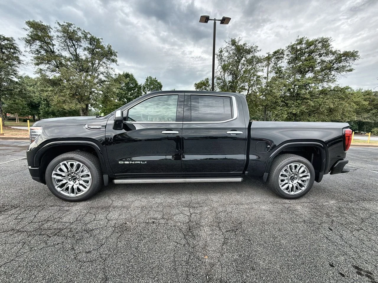 New 2026 Onyx Black GMC Denali Ultimate image 5