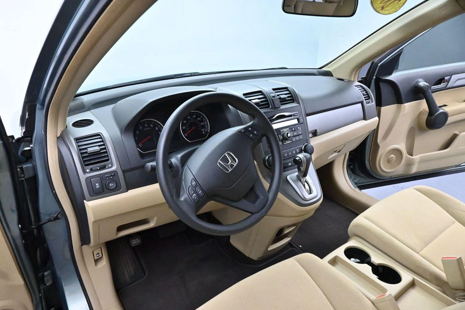 Used 2011 Opal Sage Metallic Honda SE image 14