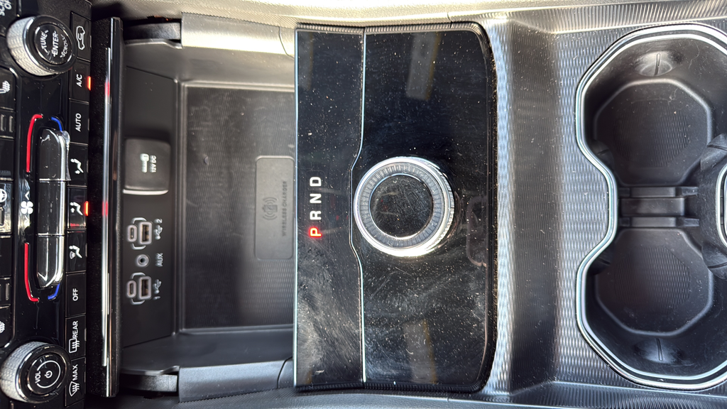 Used 2025 White Jeep Altitude X image 17