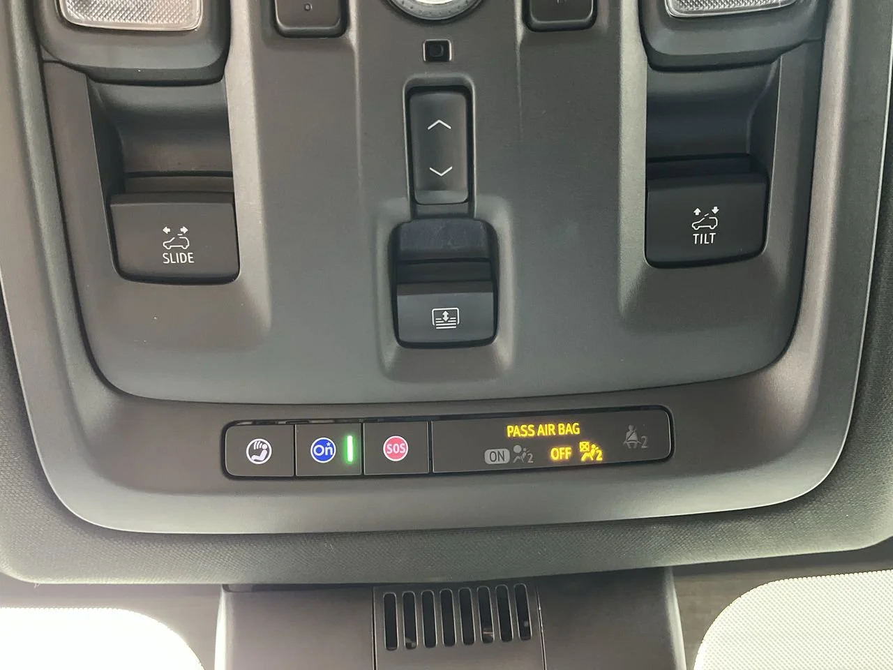 Used 2023 Sterling Metallic GMC Denali image 35