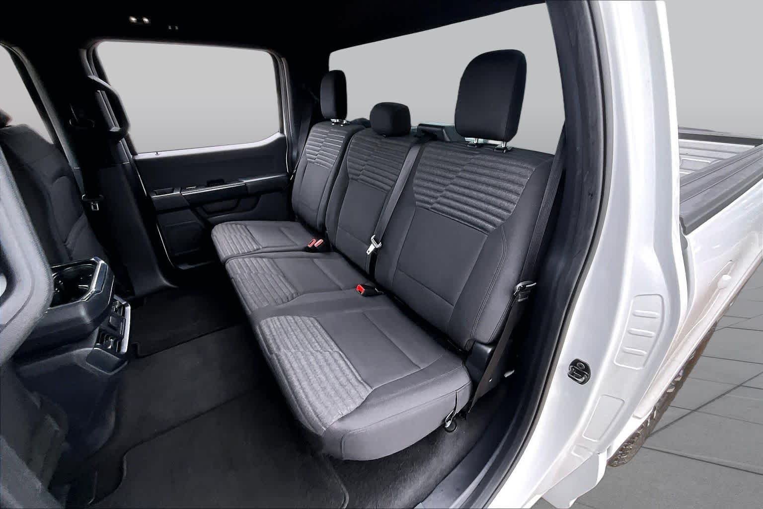 Used 2023 Oxford White Ford XL image 22