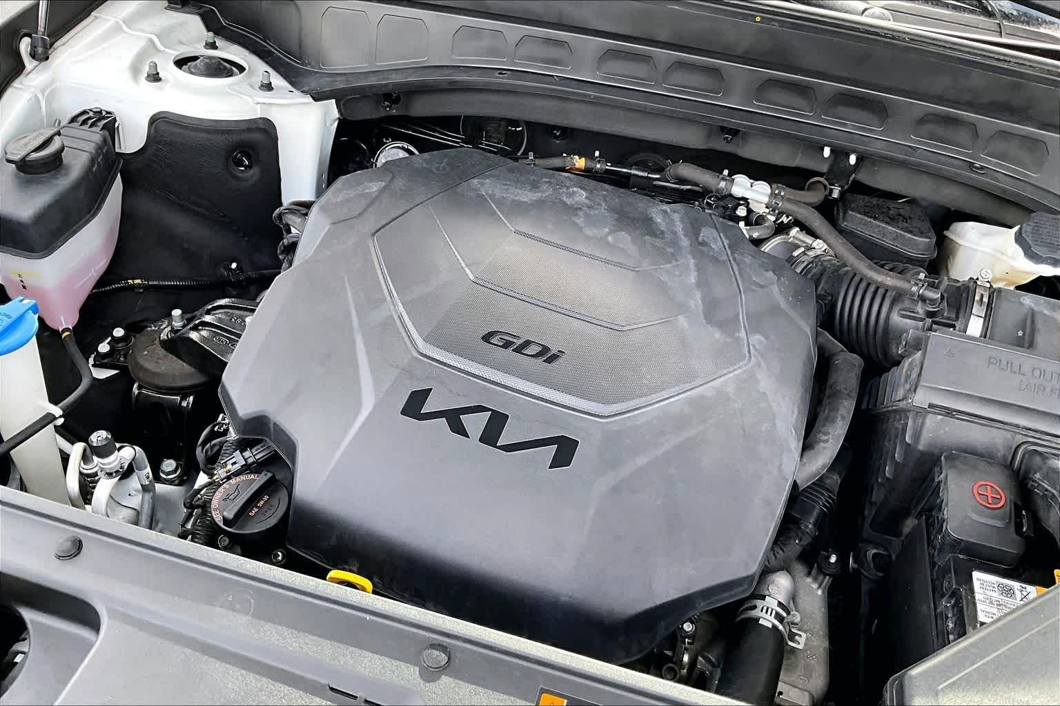 Used 2022 Glacial White Pearl Kia EX image 31