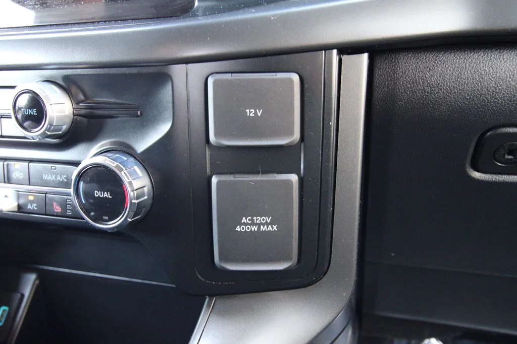 Used 2024  Ford XLT image 29