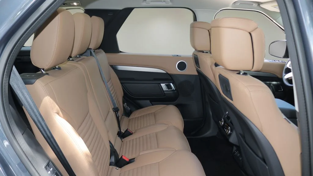 New 2026 Varesine Blue Land Rover  image 16
