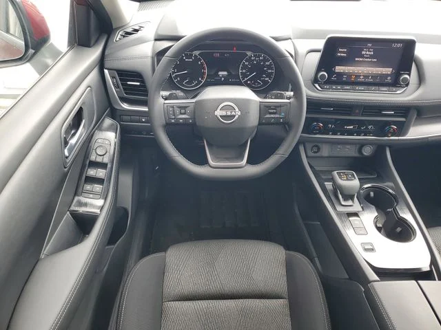 2026 Nissan Rogue SV - Photo 18