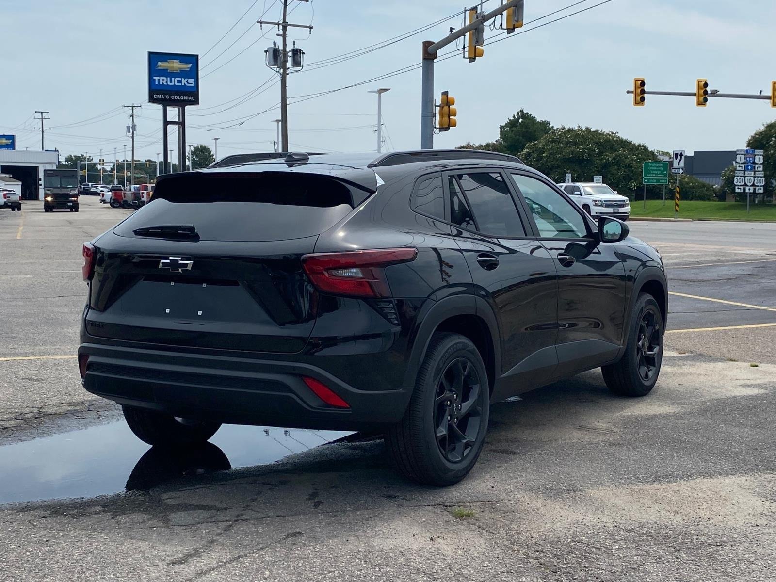 2026 Chevrolet Trax LT - Photo 6