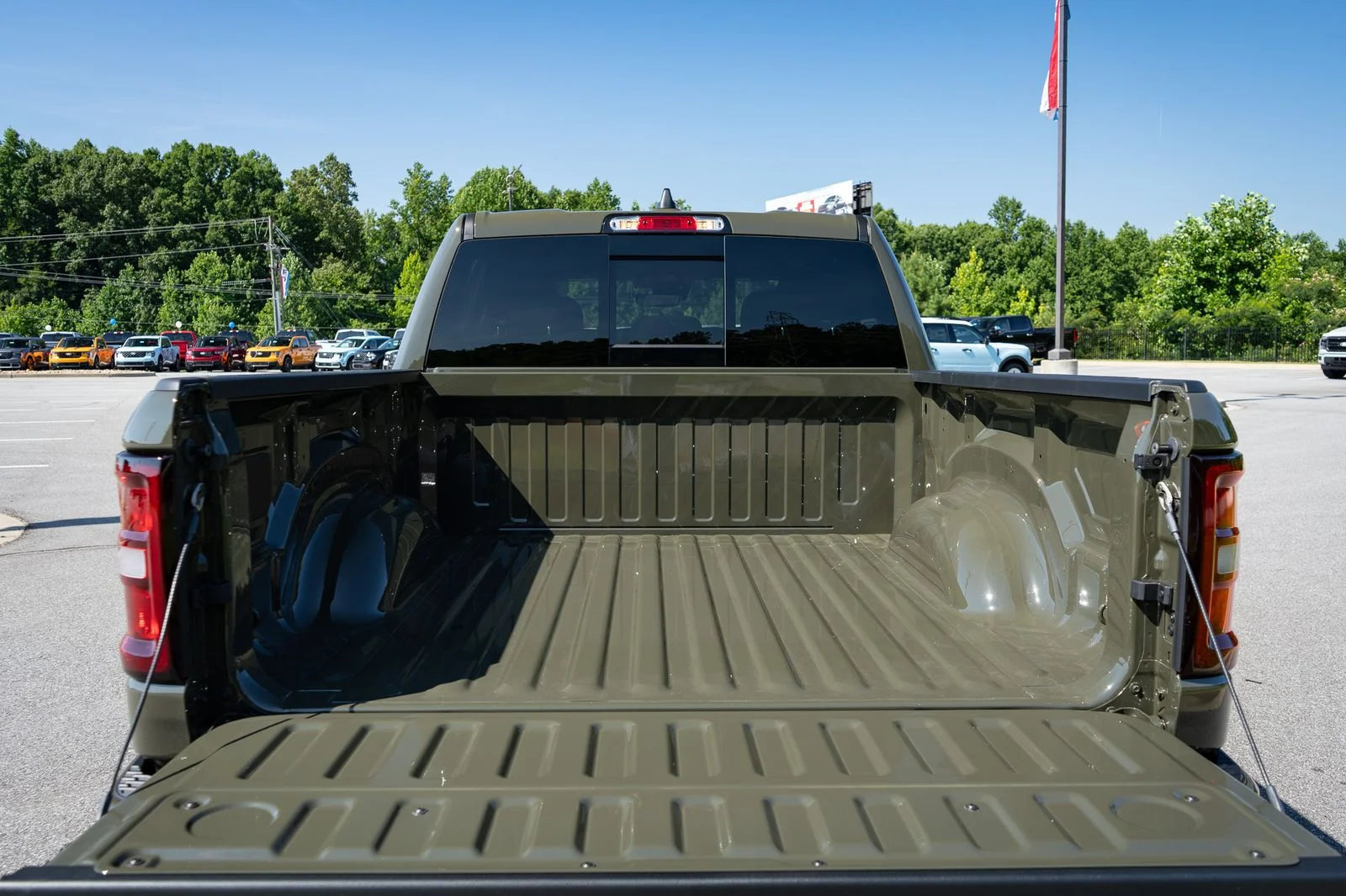 New 2026 Tank Exterior Paint RAM Big Horn/Lone Star image 9