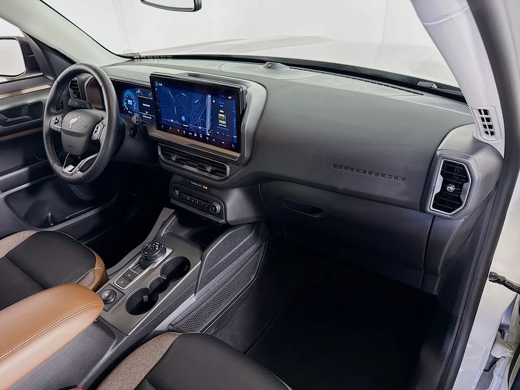 Used 2025 Desert Sand Ford Outer Banks image 30