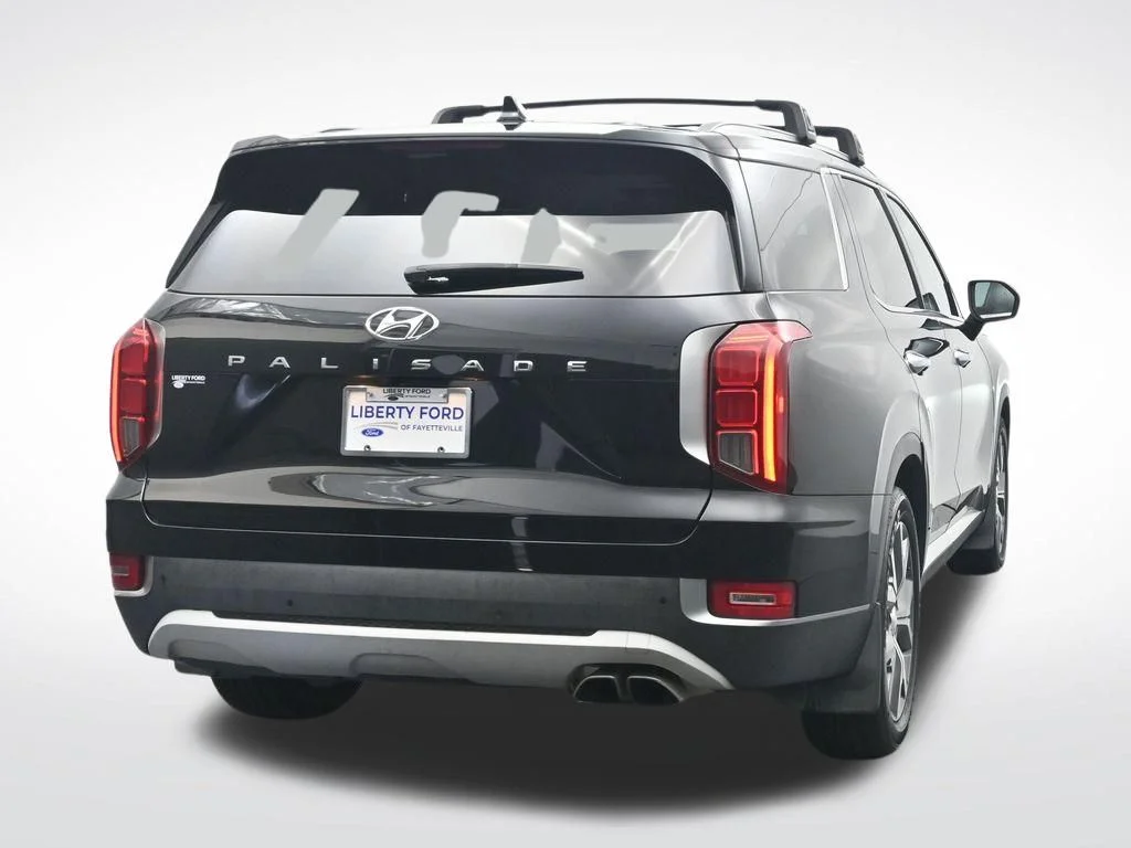 Used 2022 Abyss Black Pearl Hyundai SEL image 7