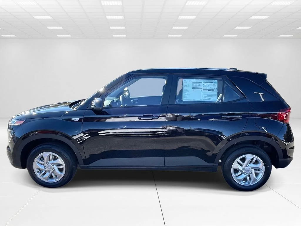 New 2026 Black Hyundai SE image 4