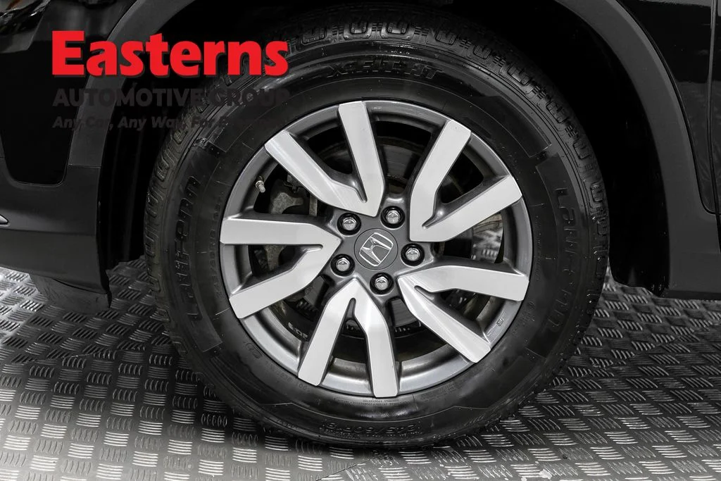 Used 2019 Black Honda EX-L image 32