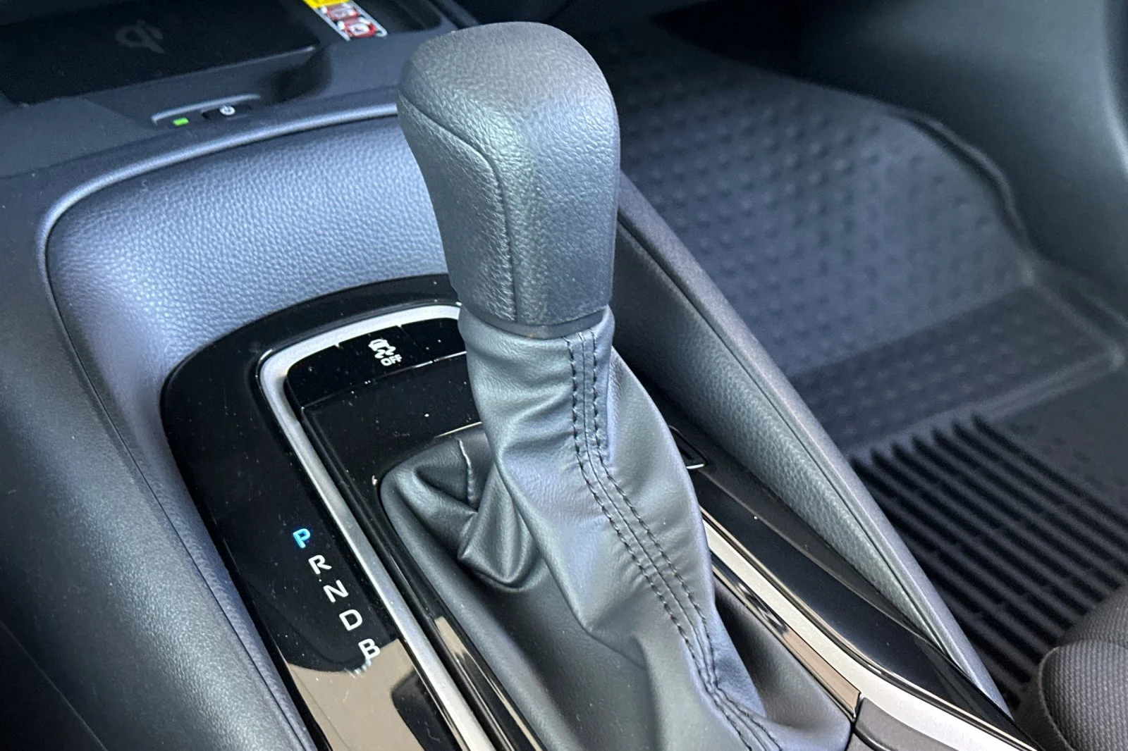New 2027 Ice Cap Toyota LE image 20