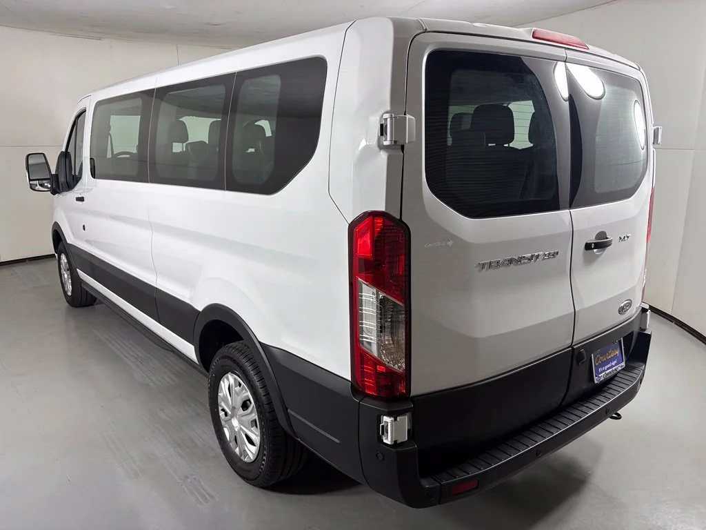 Used 2023 White Ford XLT image 6