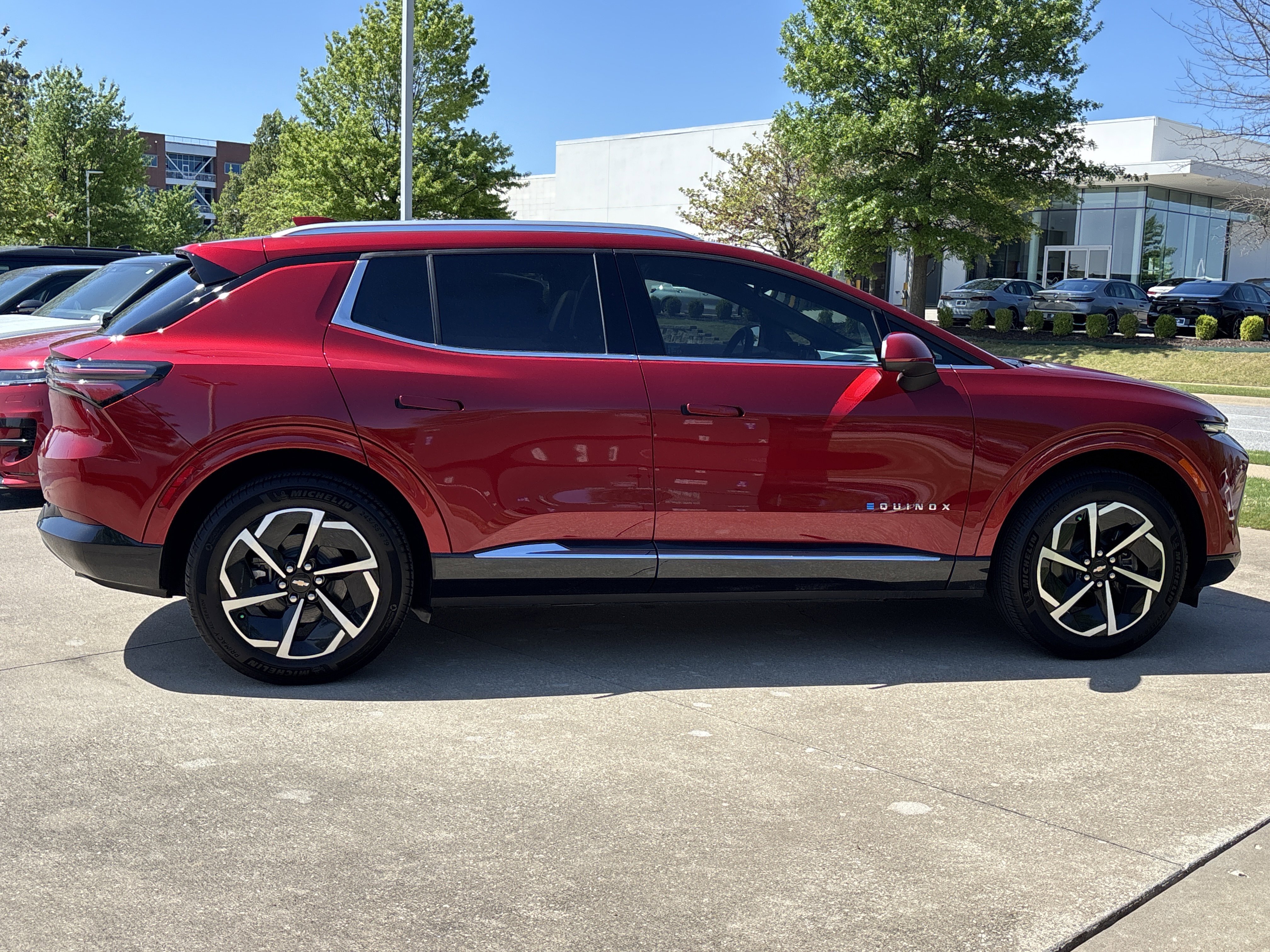 Used 2025 Chevrolet Equinox EV LT with VIN 3GN7DLRR2SS157165 for sale in Bentonville, AR