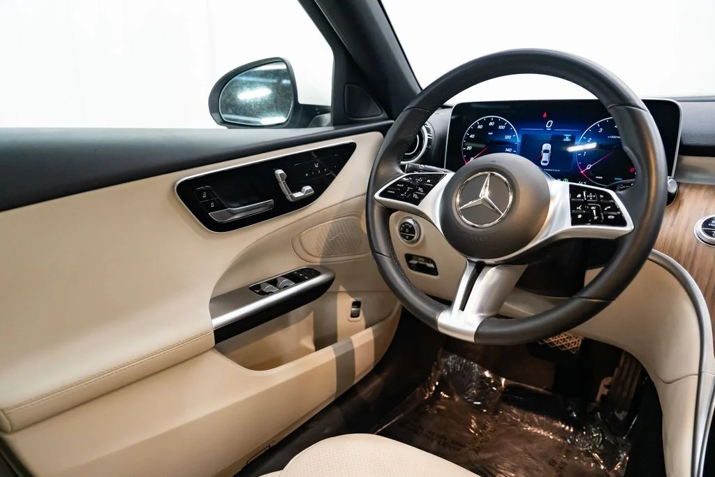 Used 2025 White Mercedes-Benz C 300 image 11