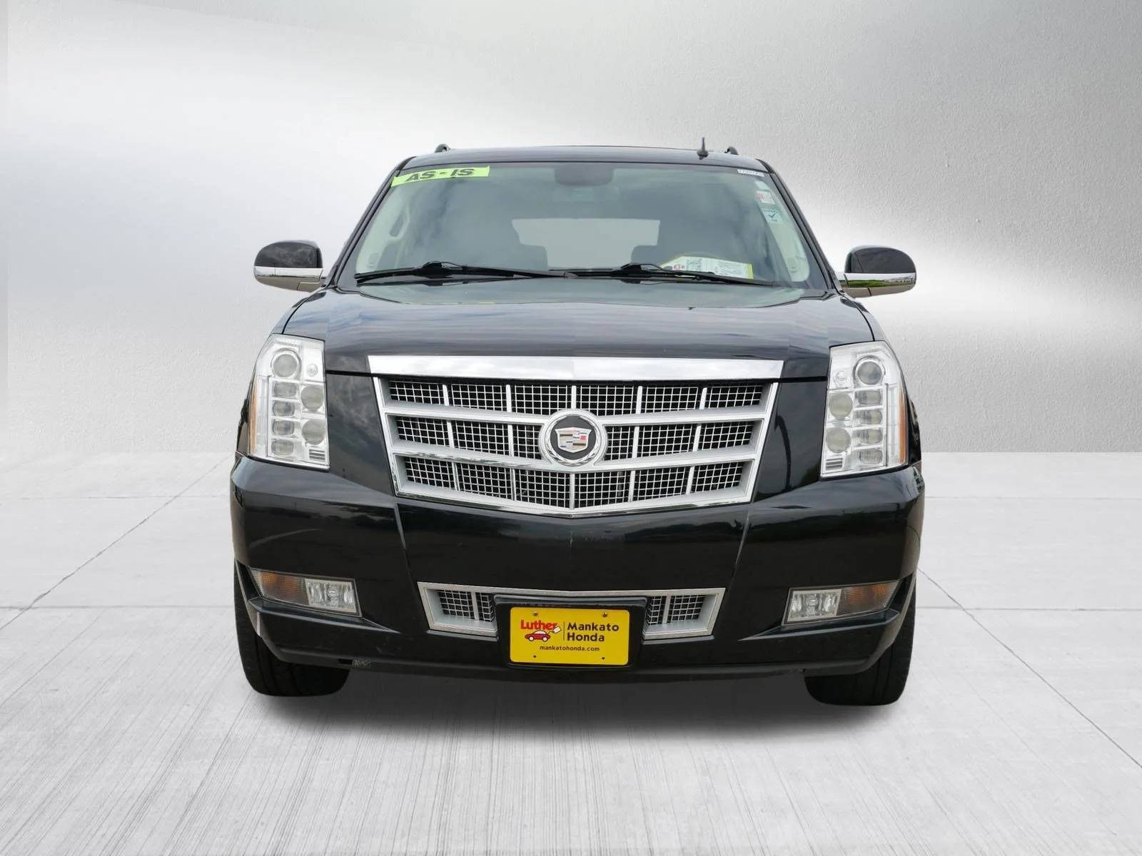 Used 2010 Cadillac Escalade ESV Platinum Edition with VIN 1GYUKKEF9AR159739 for sale in Mankato, MN