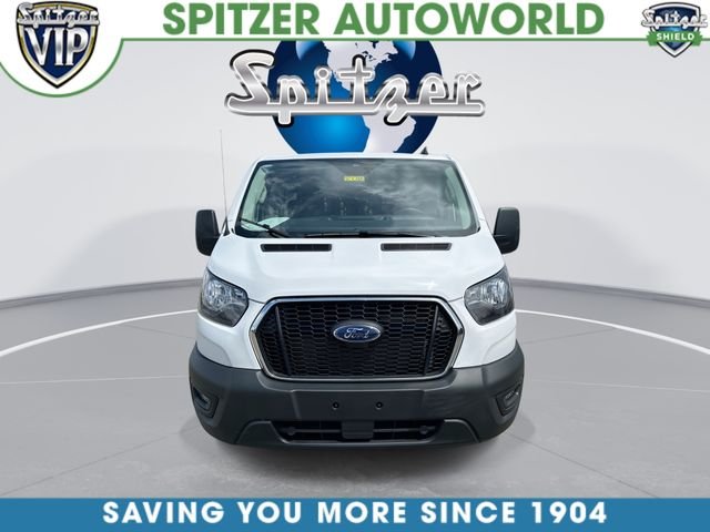 Used 2025 White Ford Base image 3
