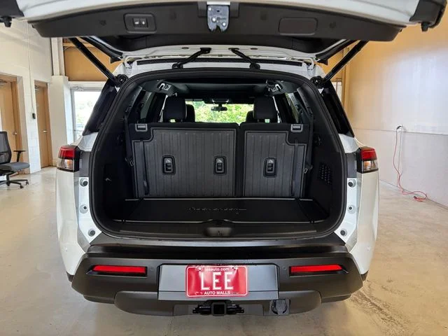 New 2026 White Nissan Rock Creek image 19
