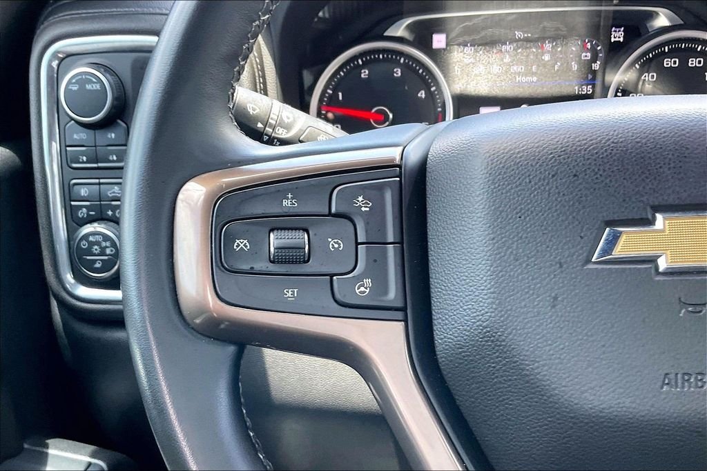 Used 2023 Black Chevrolet High Country image 10