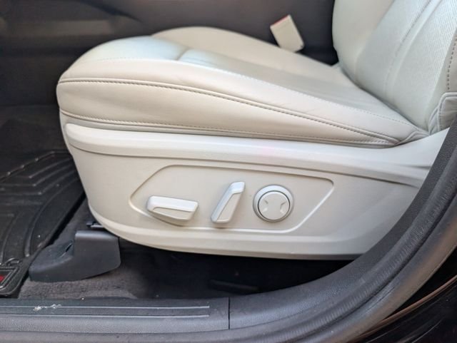 Used 2021 Black Kia SX image 20