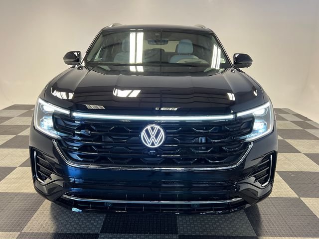 New 2026 Black Volkswagen 2.0T SEL Premium R-Line image 2