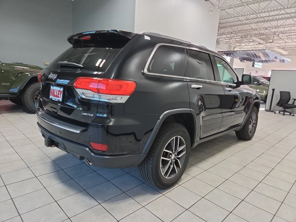 Used 2018 Black Jeep Limited image 7