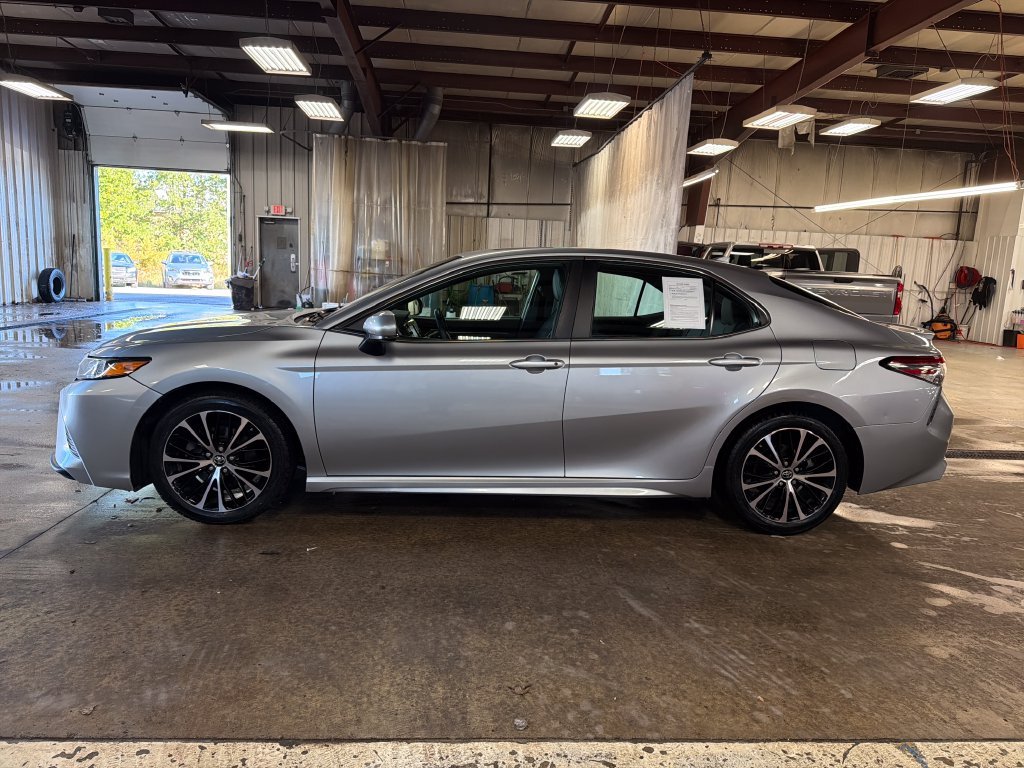 Used 2019 Silver Toyota SE image 2