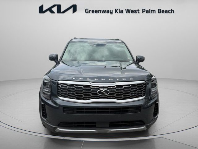 Used 2020 Gray Kia S image 2