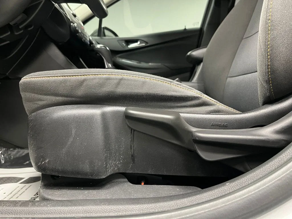Used 2018 Silver Chevrolet LS image 23