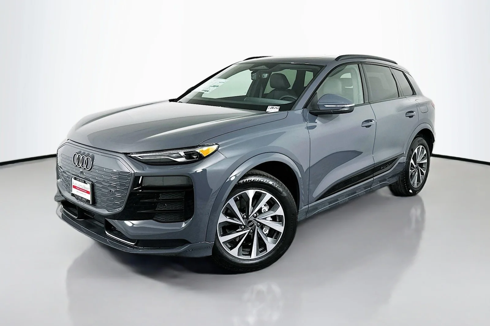 2027 Audi Q6 e-tron Premium quattro's photo