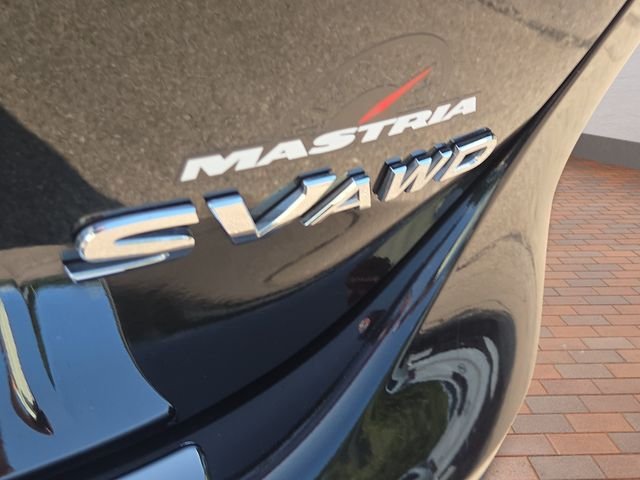Used 2022 Black Nissan SV image 5